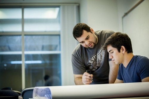 2 students working on a project