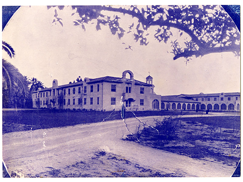 Photograph of the Neighbors of Woodcraft Administration Building, now the James Building, circa 1927. Queenie Simmons Archive, California Baptist University.