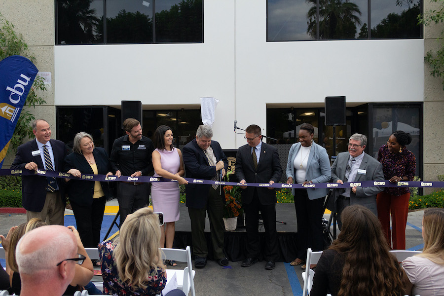 Psychological Services of Riverside (PSR) hosted a ribbon cutting ceremony on Sept. 25, marking the opening of the center. 