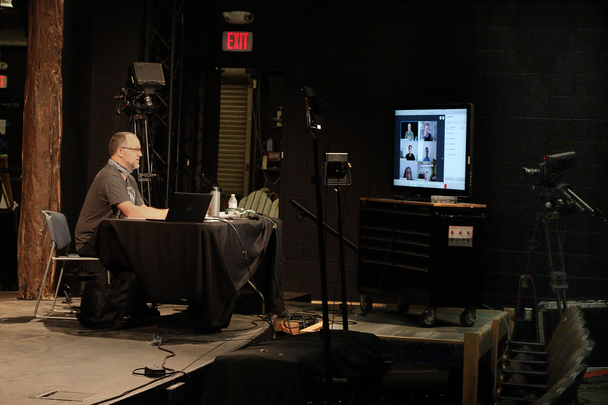 CBU Professor hosts online theater class