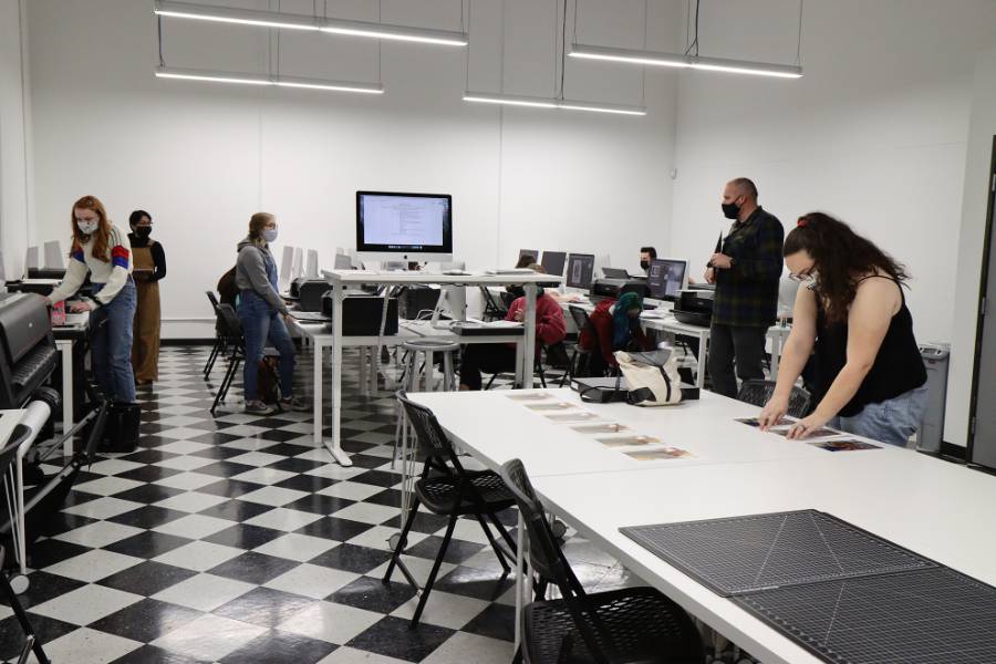 photography students in a classroom at cbu