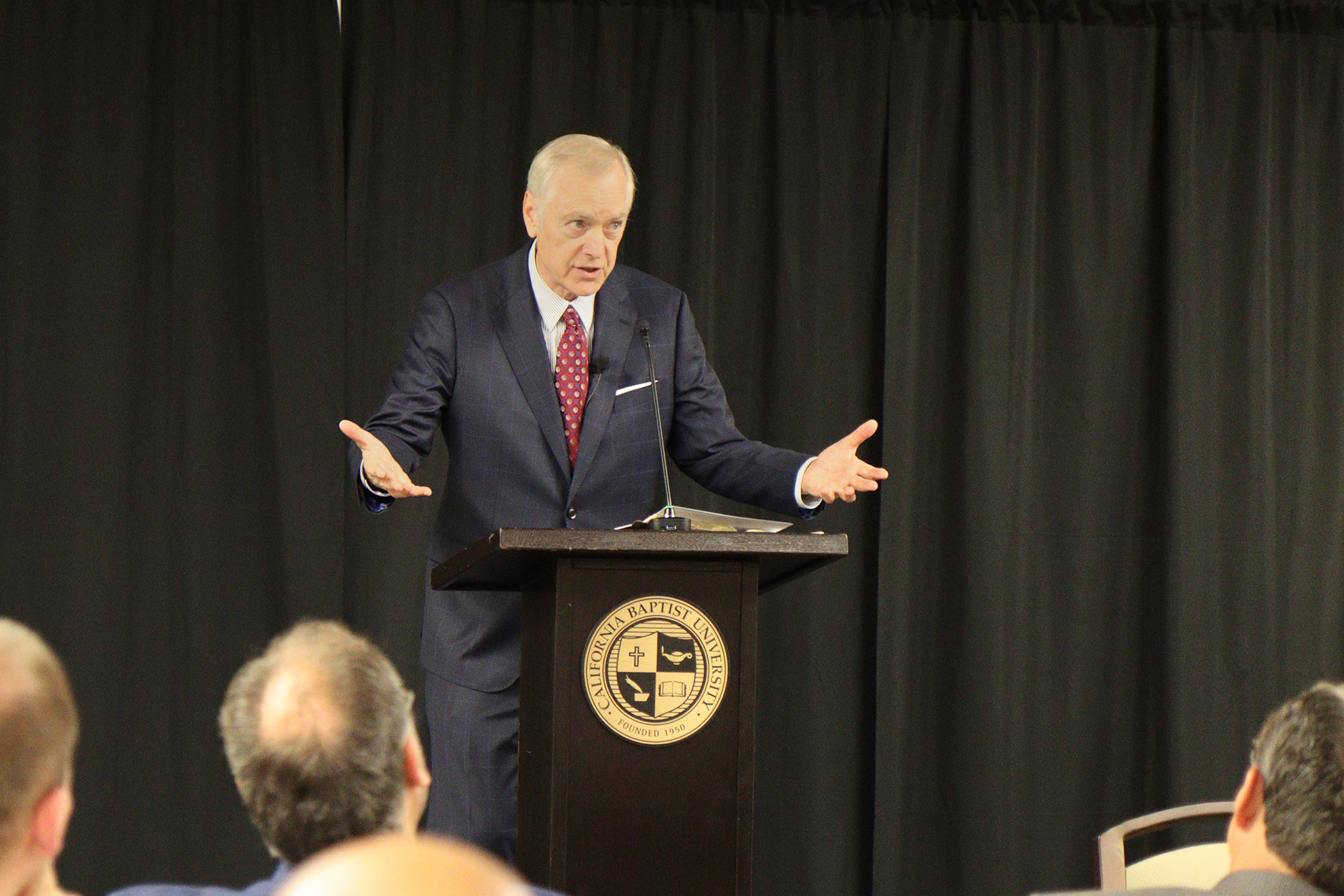 Author lectures on revival of Ministry