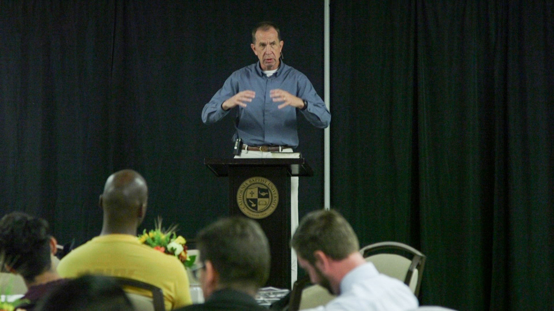 Christian ministry lecture challenges students to examine their hearts 