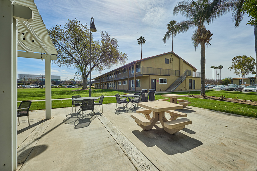 Lancer Arms Exterior