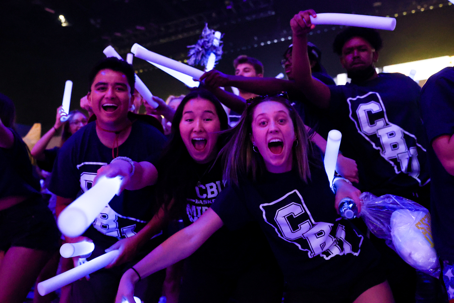 students at midnight madness